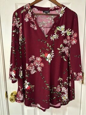 Women's Burgundy Floral V-Neck Tunic Top by